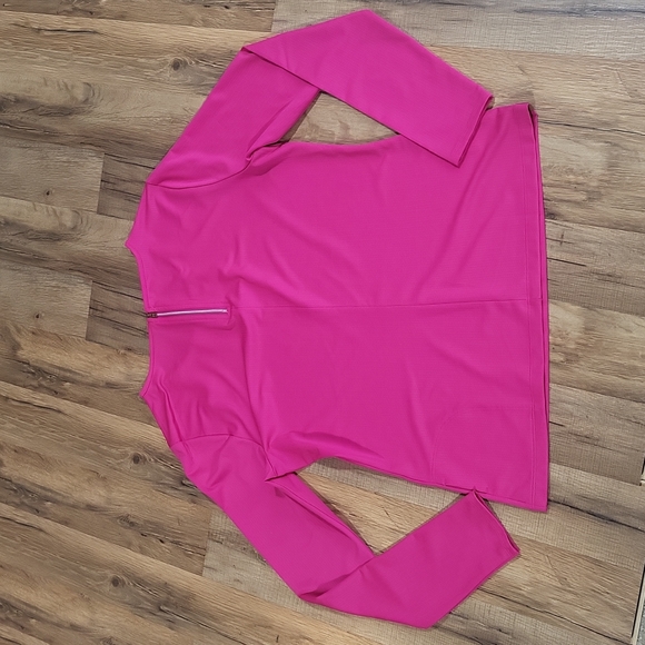 LOU & GREY Pink Performance Side Key Pocket, Zippered Back Long Sleeve Top - Picture 7 of 14